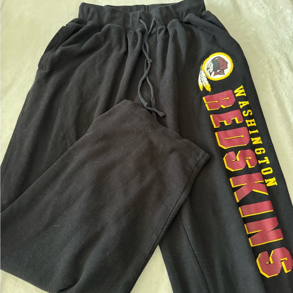 Black sweatpants